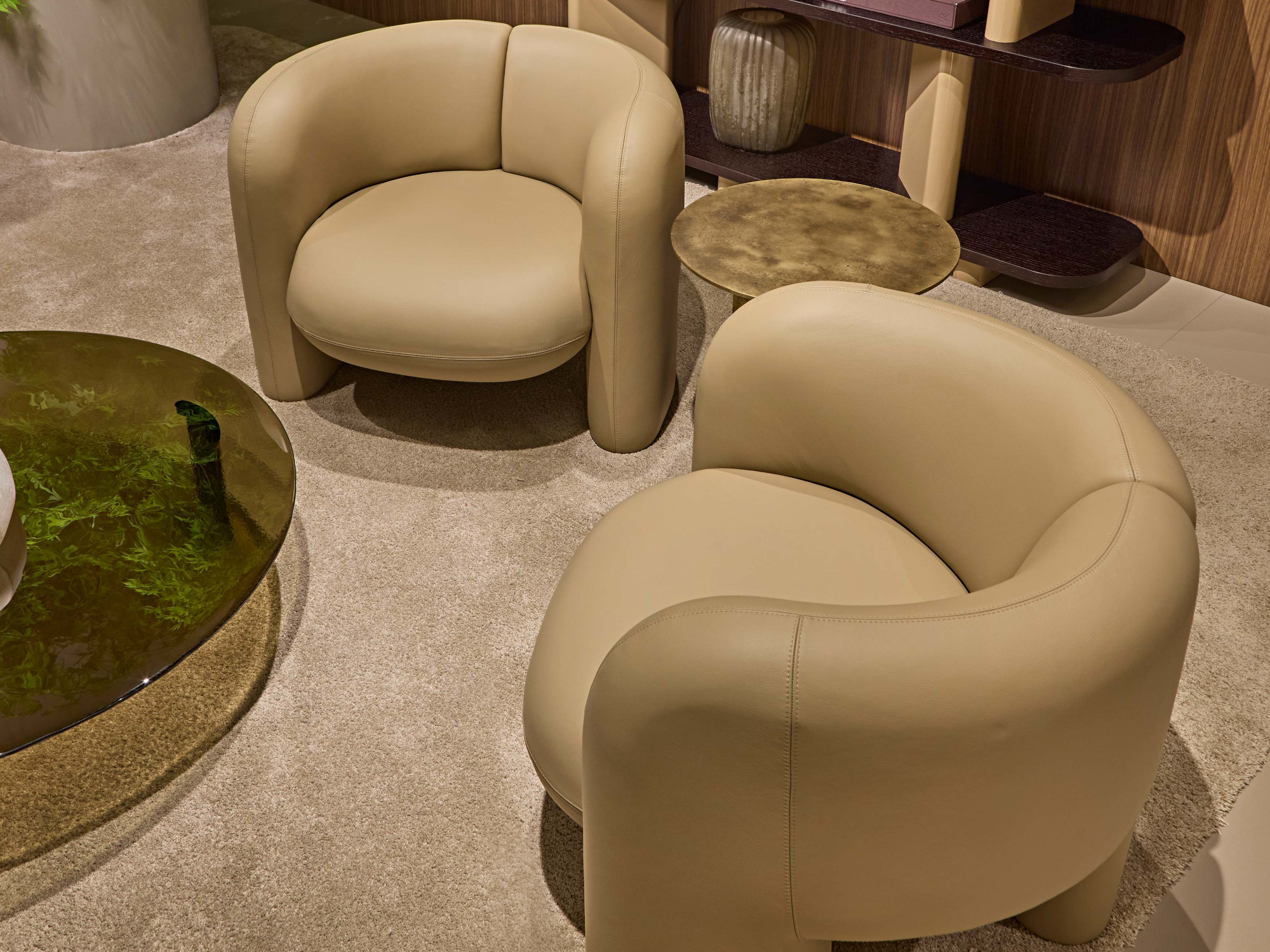 Poltrone in pelle lord colore taupe Emma