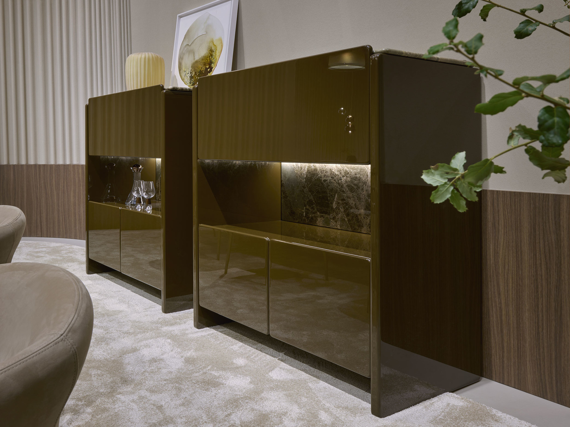 Bar cabinets brown laquered and  top in marble perfetto Pierre