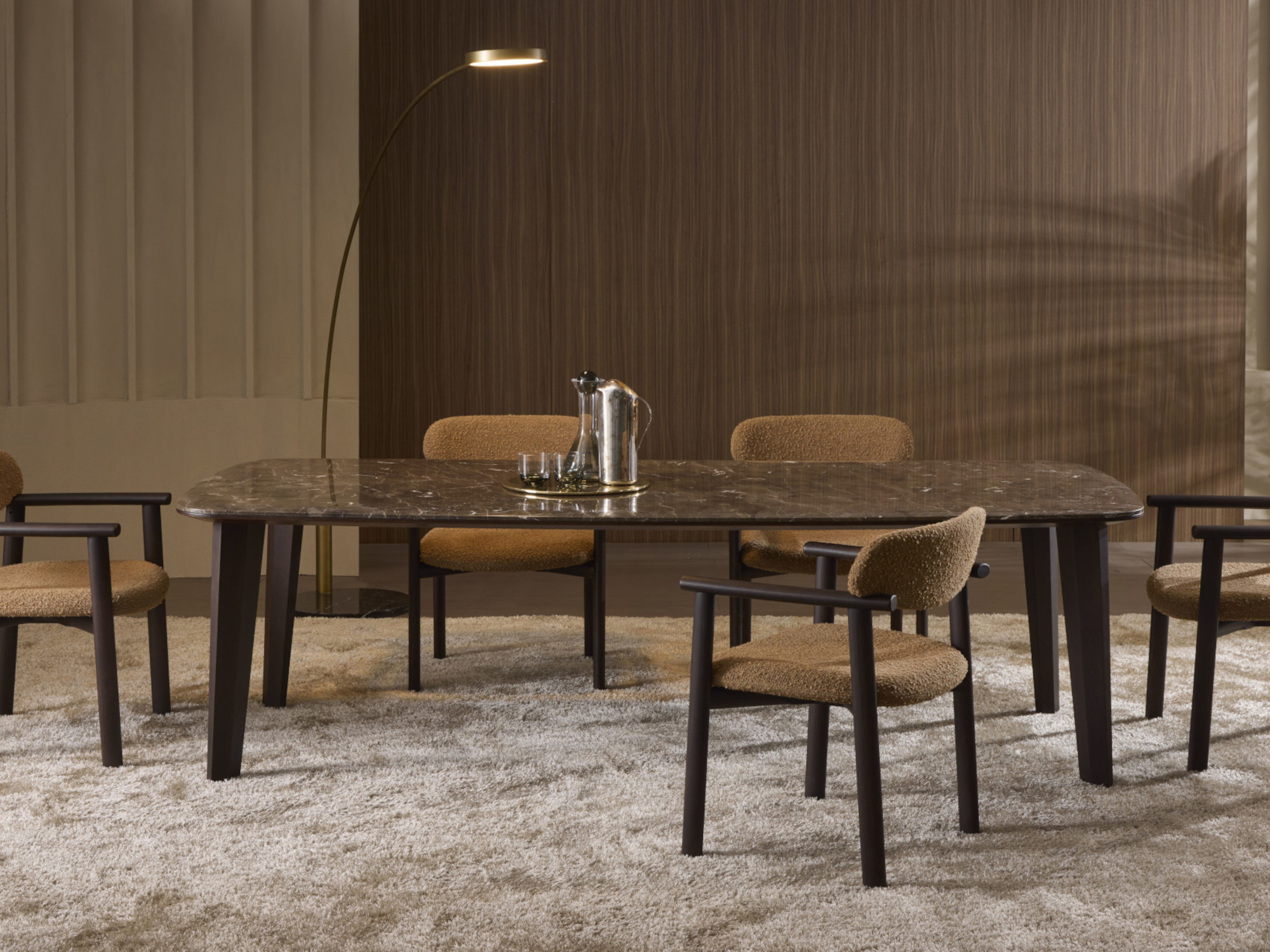 Poltroncina in tessuto marelli e struttura legno Afra